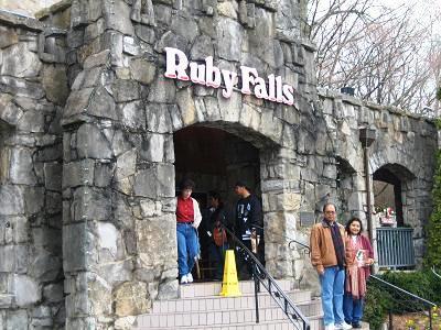 Thác Ruby (Ruby Falls) cảnh đẹp dưới lòng đất 634872639380610000 Thác Ruby (Ruby Falls) cảnh đẹp dưới lòng đất