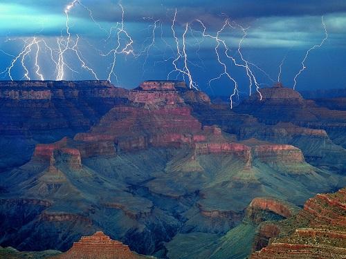 634887334884440000 Sắc màu thần tiên ở Grand Canyon