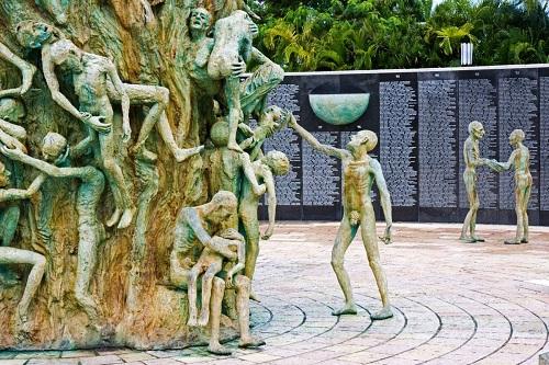 Du lịch Maiami : Đài tưởng niệm Holocaust ở Miami 634913403334760000 Du lịch Maiami : Đài tưởng niệm Holocaust ở Miami