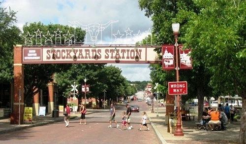 634914098957830000 Chợ truyền thống Stockyards nhộn nhịp ở Oklahoma 