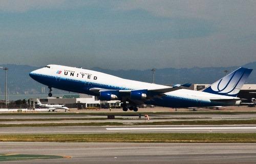 United Airlines cung cấp wifi trên các chuyến bay dài 634939518544440000 United Airlines cung cấp wifi trên các chuyến bay dài