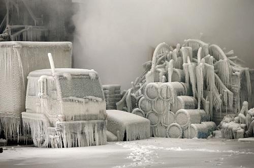 634951139133390000 HÌnh ảnh chữa cháy trong băng tuyết ở Chicago