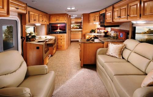 635068269047222470 Motorhome   ngôi nhà di động đầy đủ tiện nghi