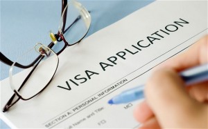 visa 2627268b 300x187 Những cam kết của Đại sứ quán Hoa Kỳ tại Việt Nam về việc xin visa