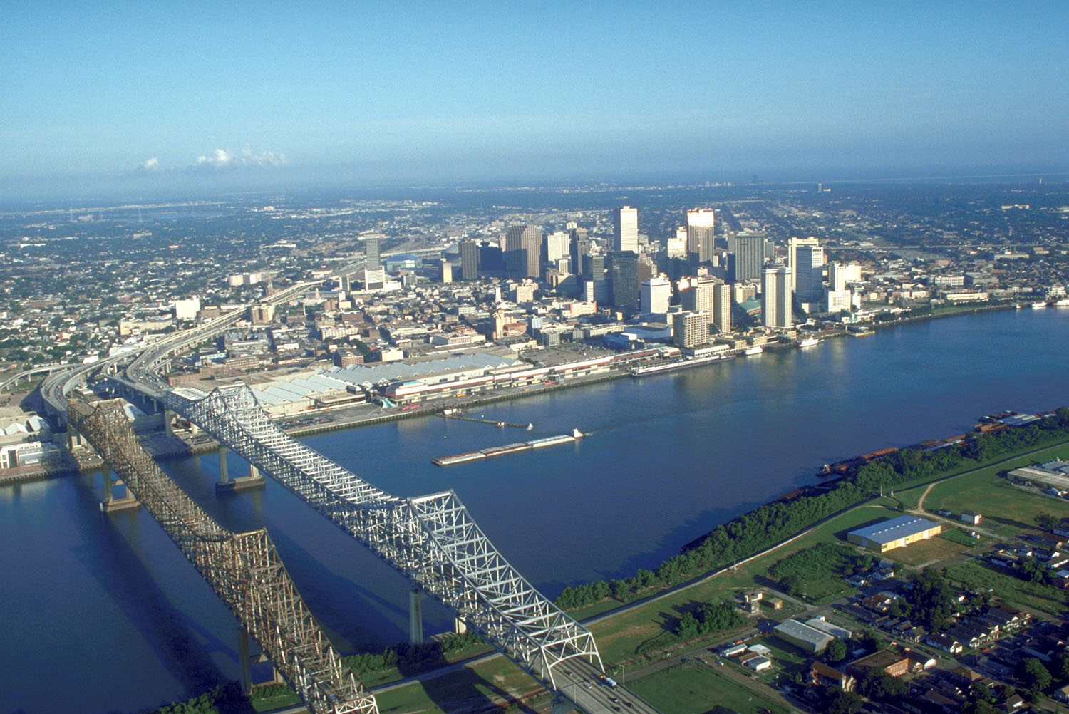 Tour du lịch trong 9 ngày Chicago St. Louis New Orleans USACE New Orleans skyline Tour du lịch trong 9 ngày Chicago St. Louis New Orleans