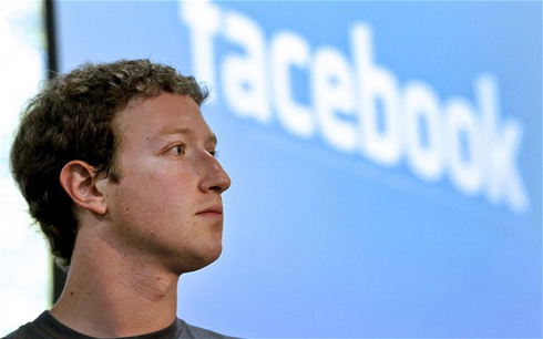 zuckerberg 1367522170 500x0 CEO Facebook đánh mất 600 triệu USD chỉ trong một ngày