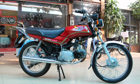 Honda Win 100 1 5864 142182422 6854 1121 1449456020 Honda côn tay của những năm 90