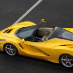 Ferrari âm thầm giới thiệu LaFerrari mui trần với khách VIP